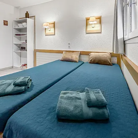 בית נופש Ensoleillee Avec Piscine *